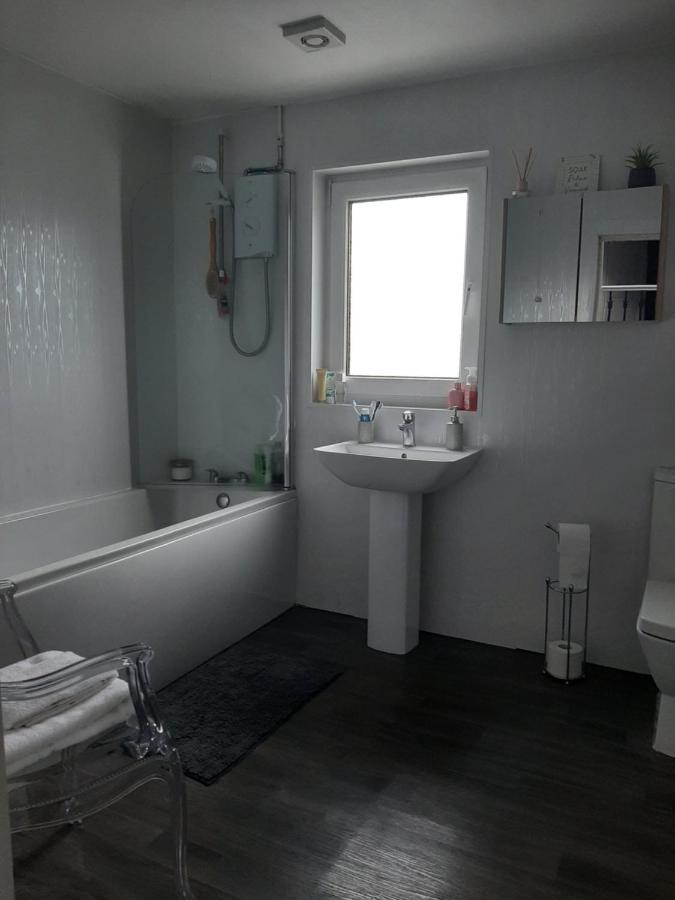 Stunning Riverside Town House With Views Ayrshire Girvan Eksteriør bilde