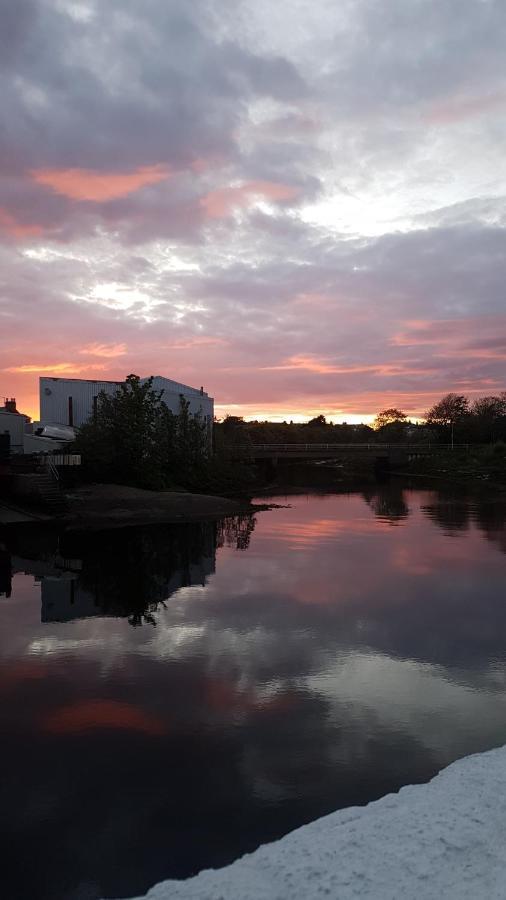 Stunning Riverside Town House With Views Ayrshire Girvan Eksteriør bilde