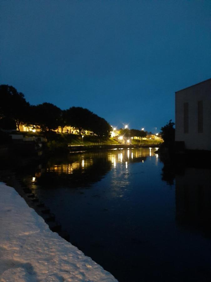 Stunning Riverside Town House With Views Ayrshire Girvan Eksteriør bilde